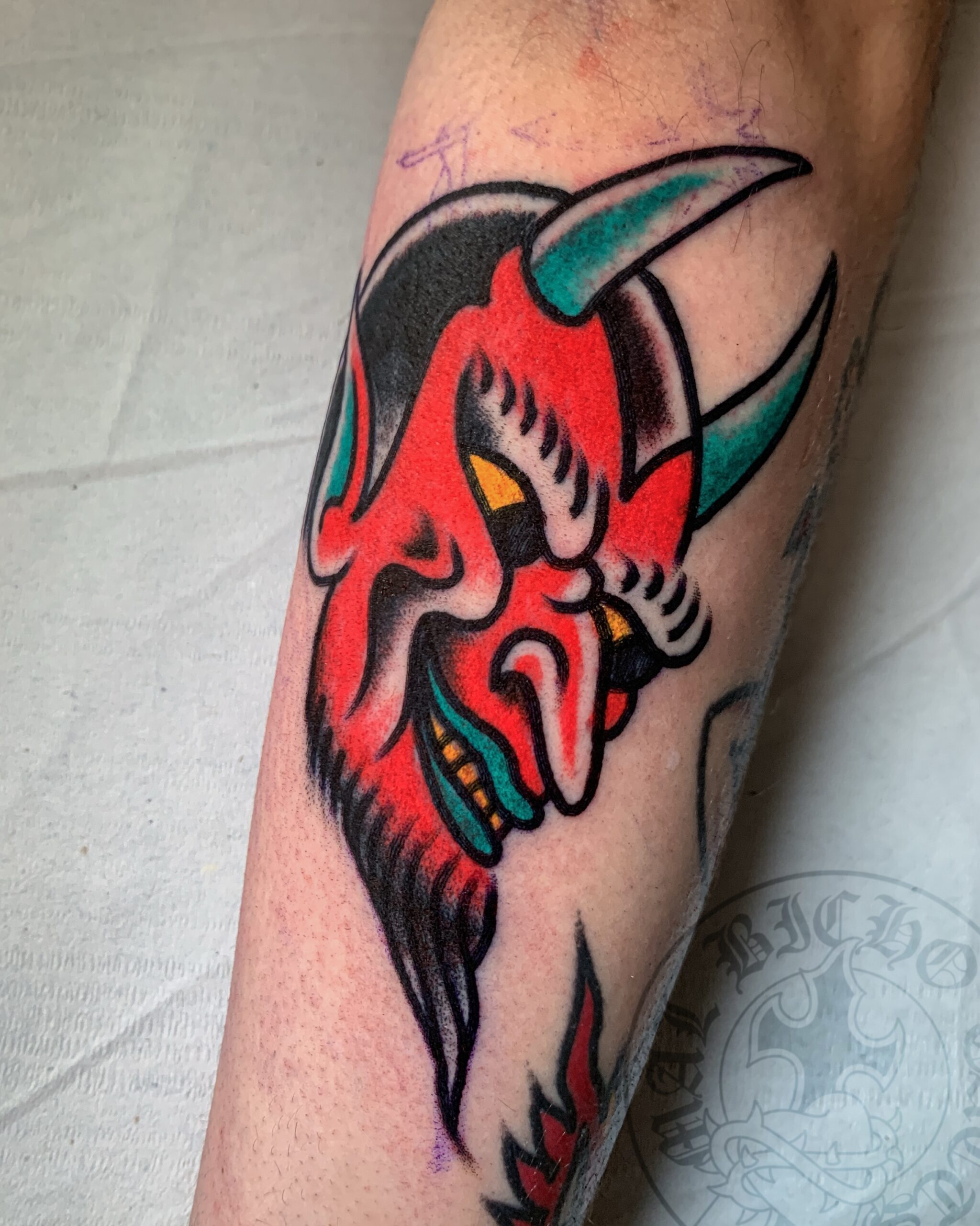Mal Bicho Tatts Tatuaje tradicional demonio