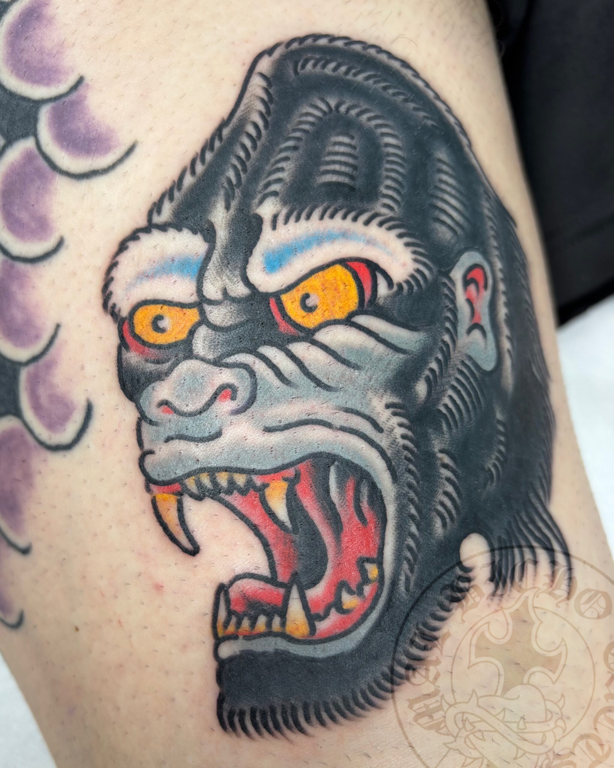 Mal Bicho Tatts Tatuaje tradicional gorila