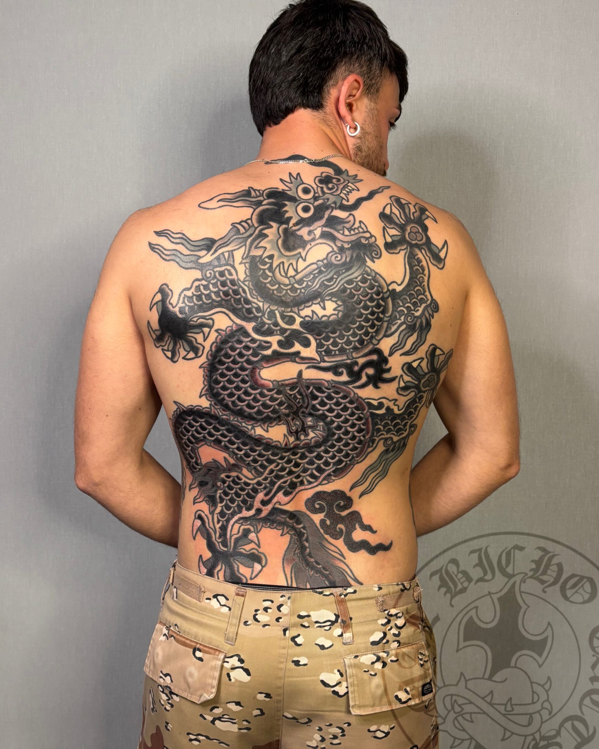 Mal Bicho Tatts Tatuaje tradicional dragón